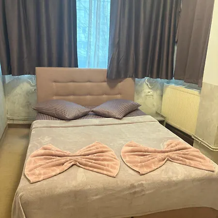 Wednesday House Констанца